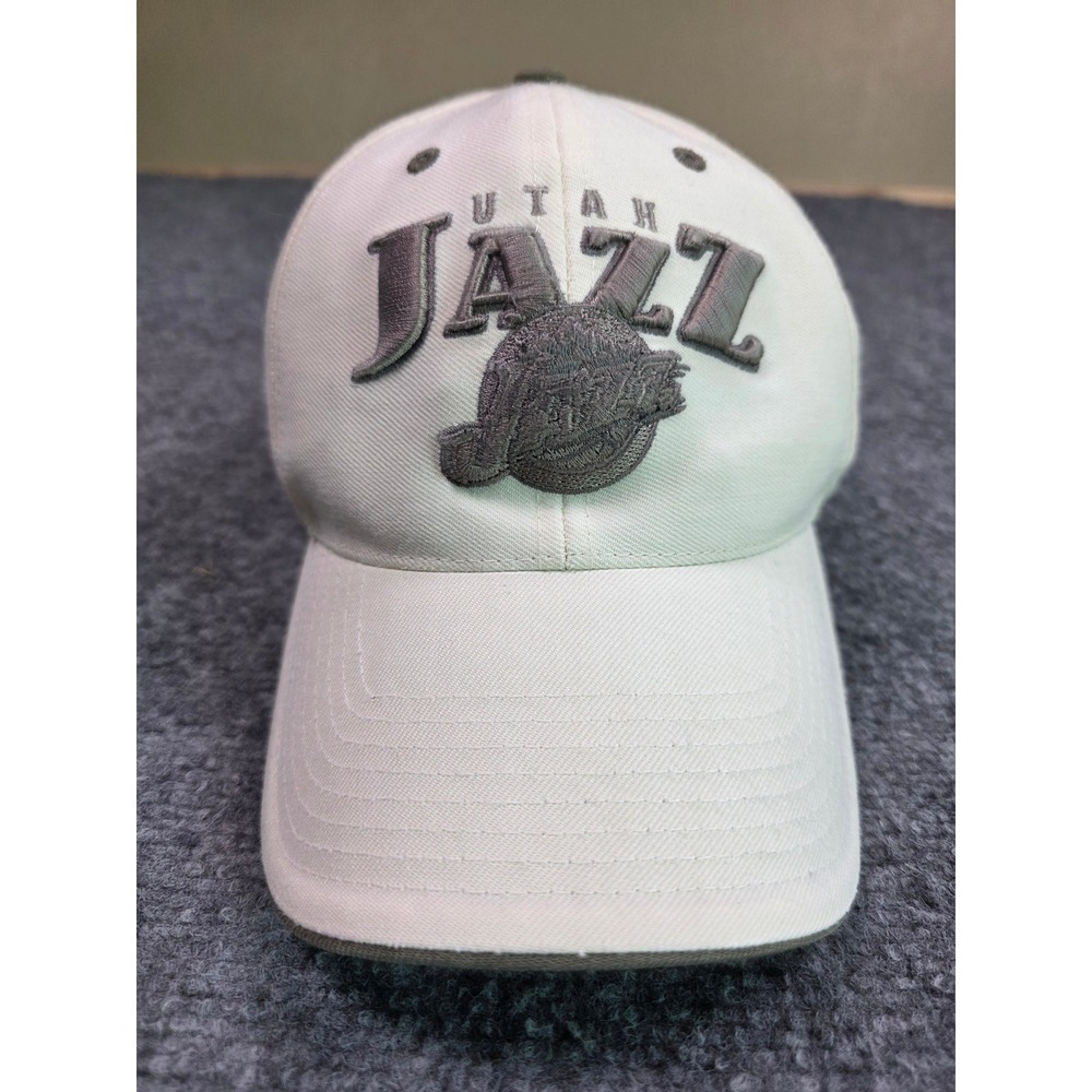 Vintage Utah Jazz Strapback Hat OSFA Cream Olive Green NBA Basketball Cap